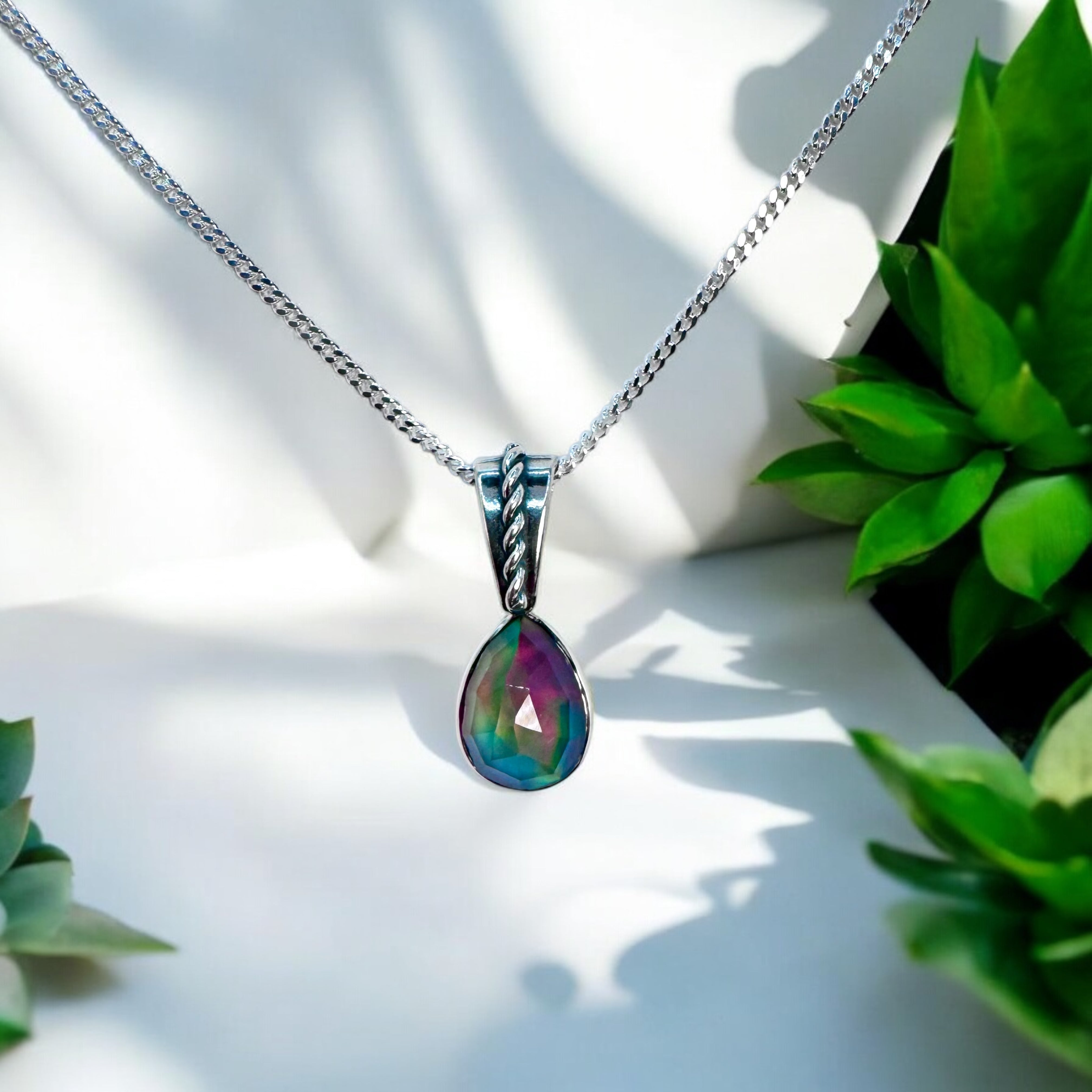 AURA "OPAL QUARTZ" NECKLACE